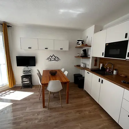 Très Beau T2 Rénové Pour 7 Personnes Maximum à * Barèges