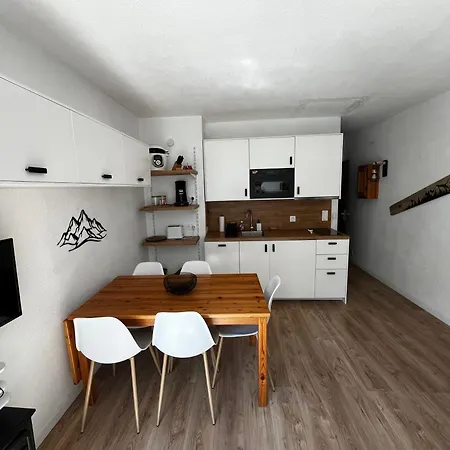 Très Beau T2 Rénové Pour 7 Personnes Maximum à * Barèges