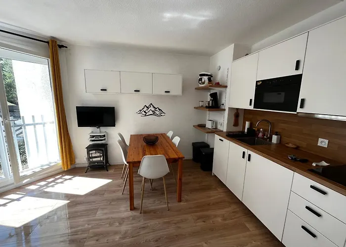 Très Beau T2 Rénové Pour 7 Personnes Maximum à * Barèges